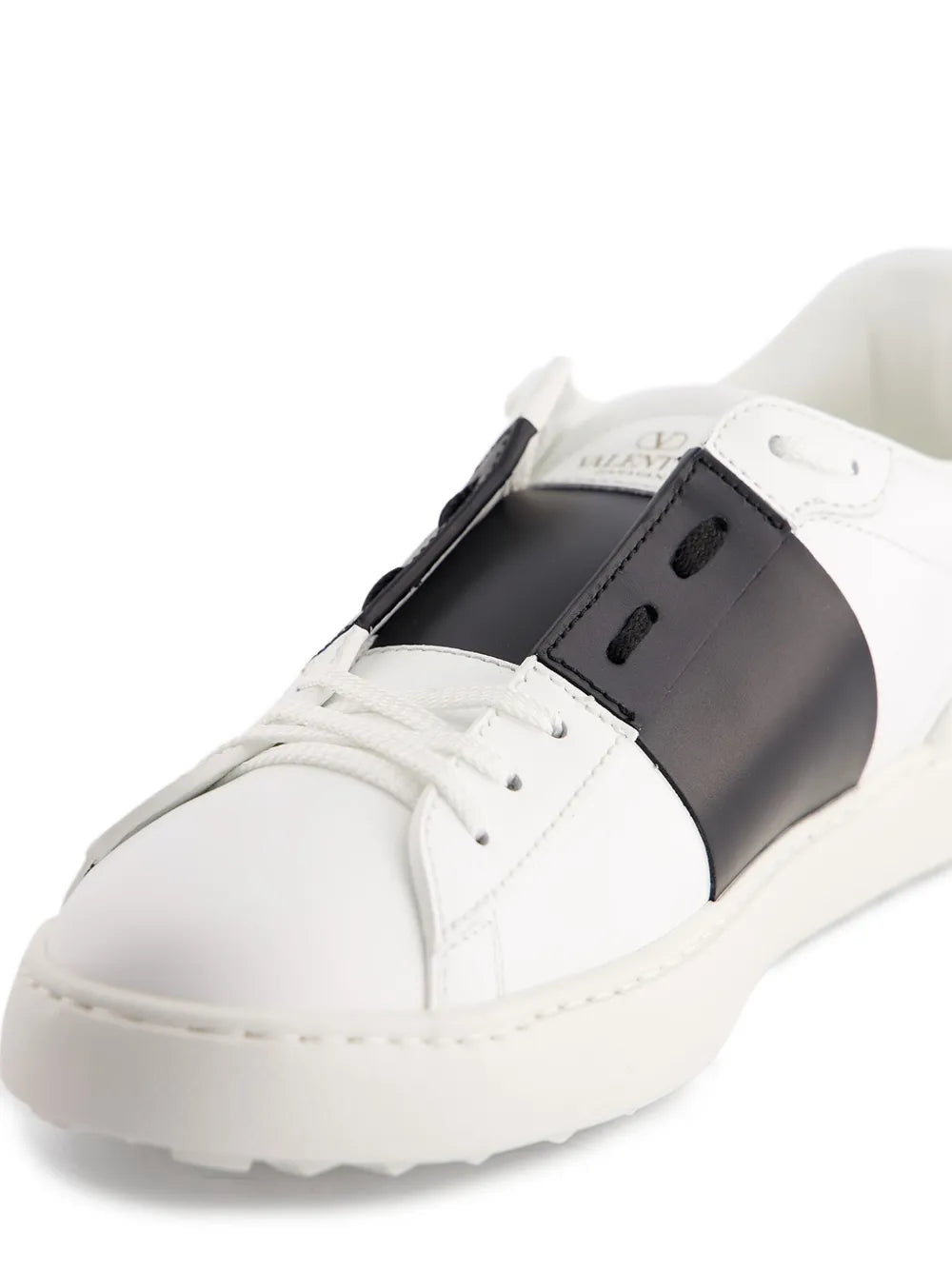 Valentino Calzado Garavani Rockstud (men) Bianco/Nero · Premium Avenue