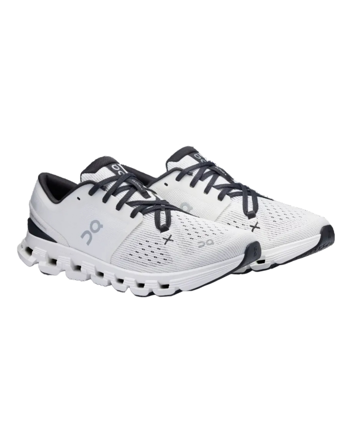 ON - CLOUD X 4 IVORY/BLACK