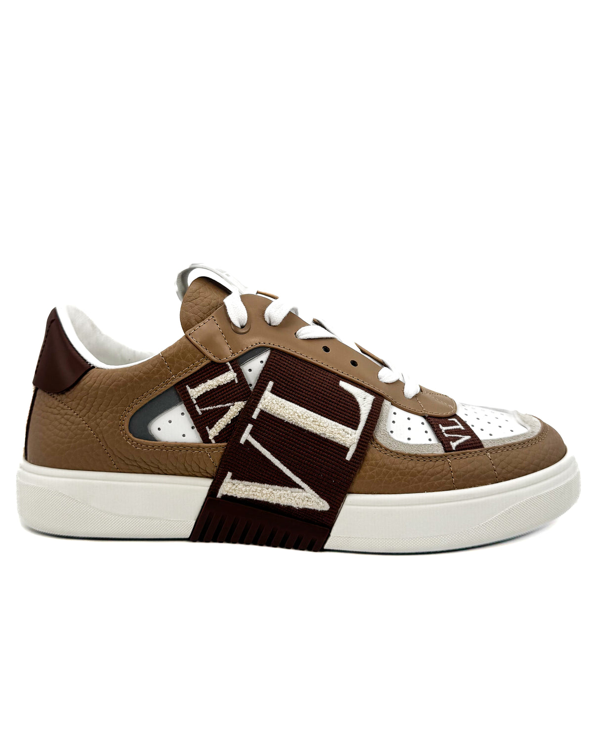 Valentino Calzado VL7N Low Top Camello · Premium Avenue