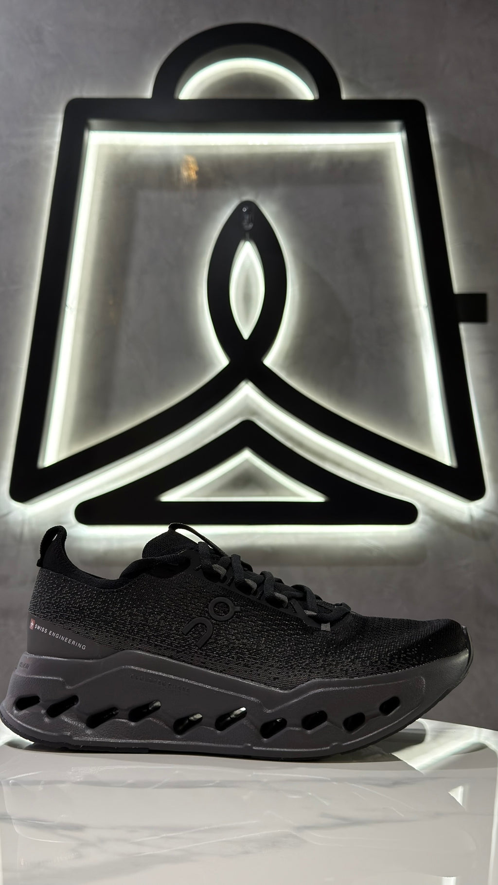 ON - CLOUDSURFER MAX WIDE BLACK/ECLIPSE