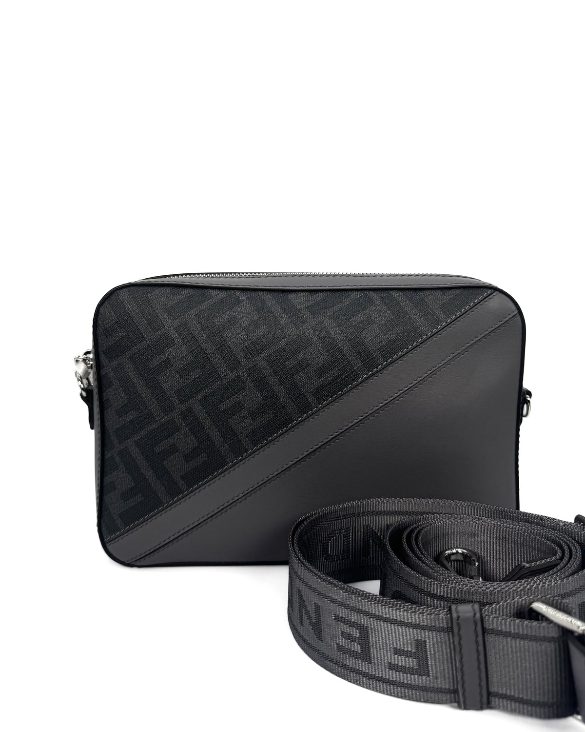 Fendi Bolsa Diagonal Camera Case Grey · Premium Avenue