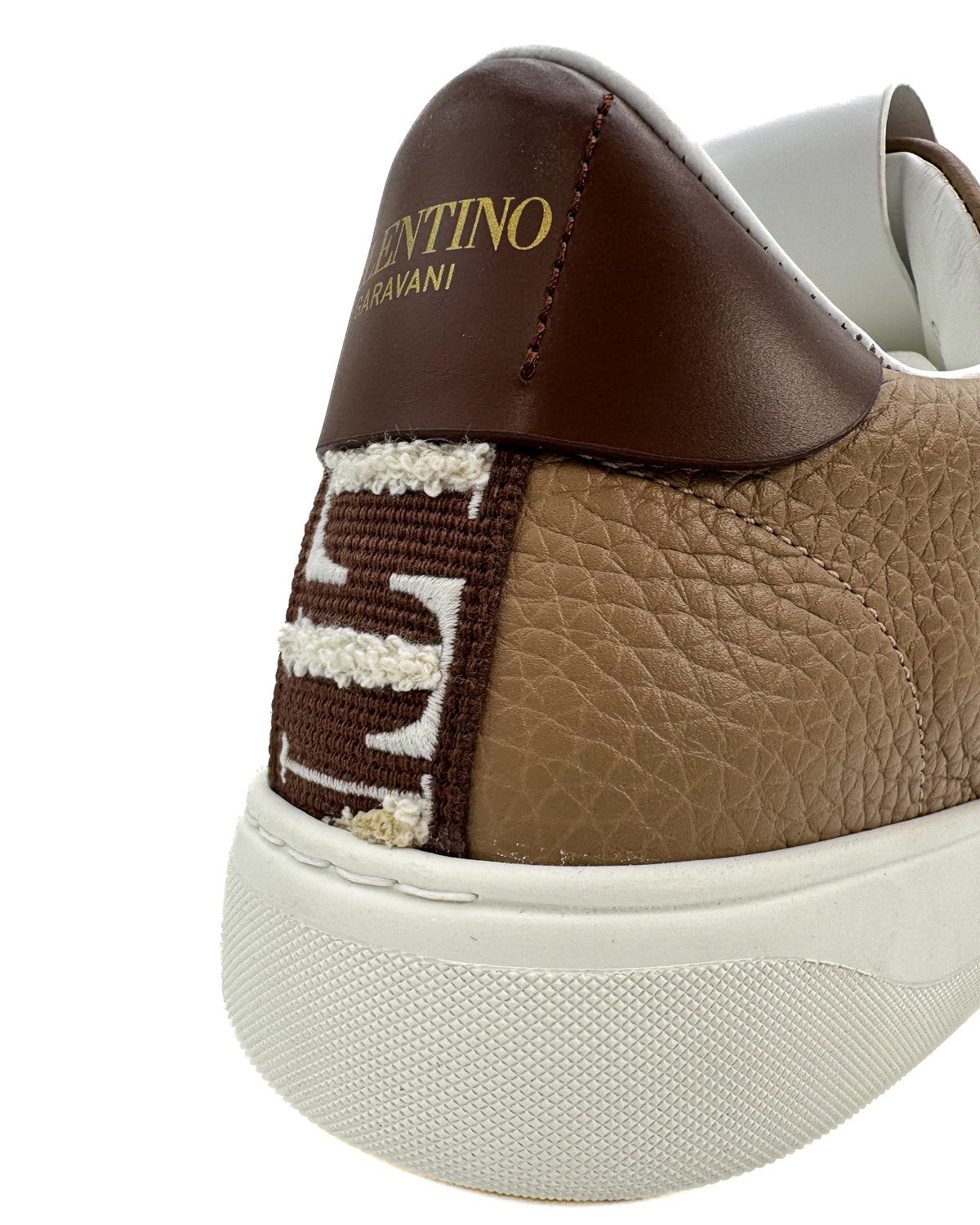 Valentino Calzado VL7N Low Top Camello · Premium Avenue