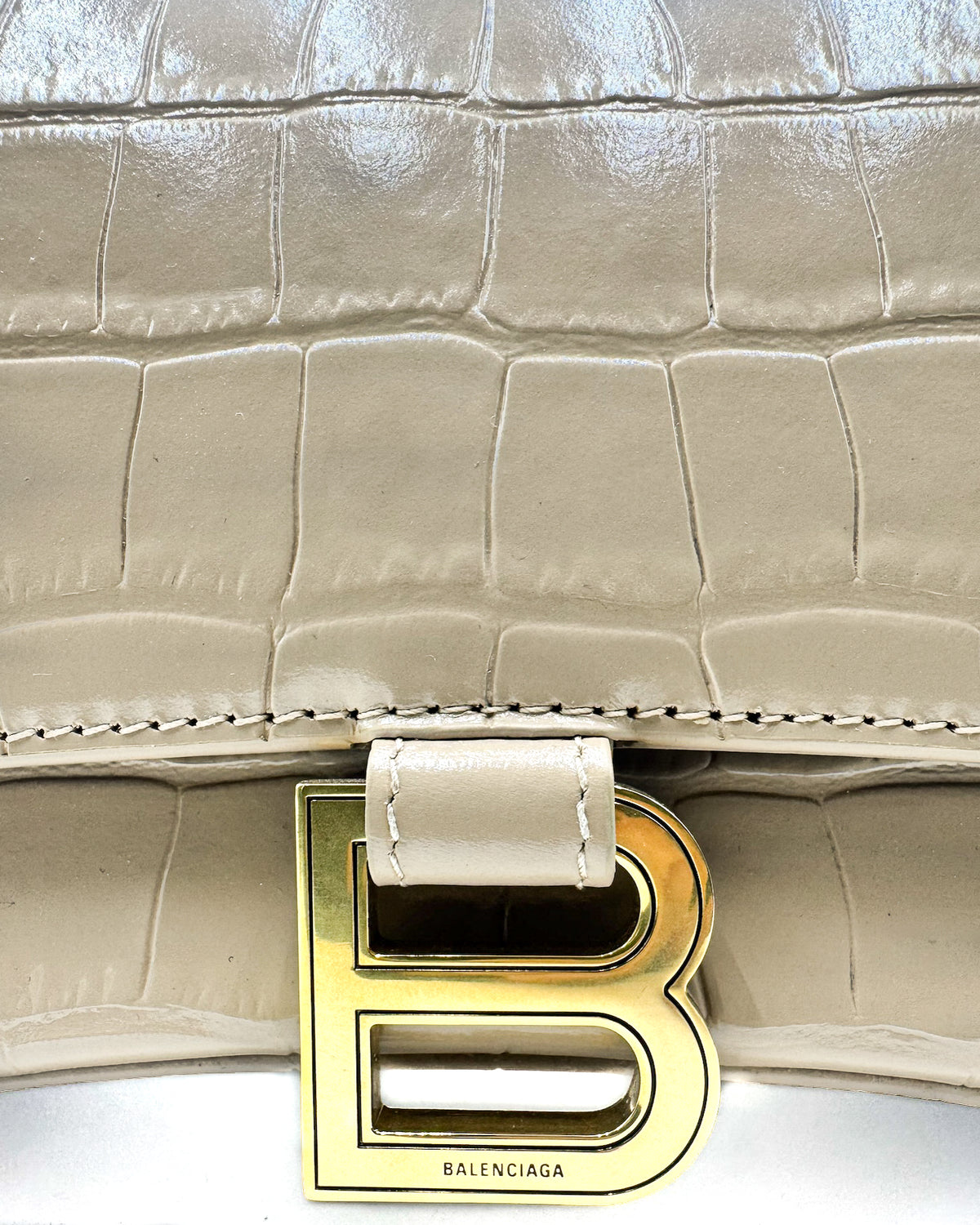 Balenciaga Bolsa Shiny Embossed Croc Calf Ag Nude · Premium Avenue