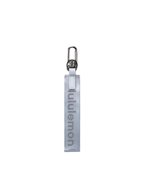Lululemon Accesorio Never Lost Keychain Gray · Premium Avenue